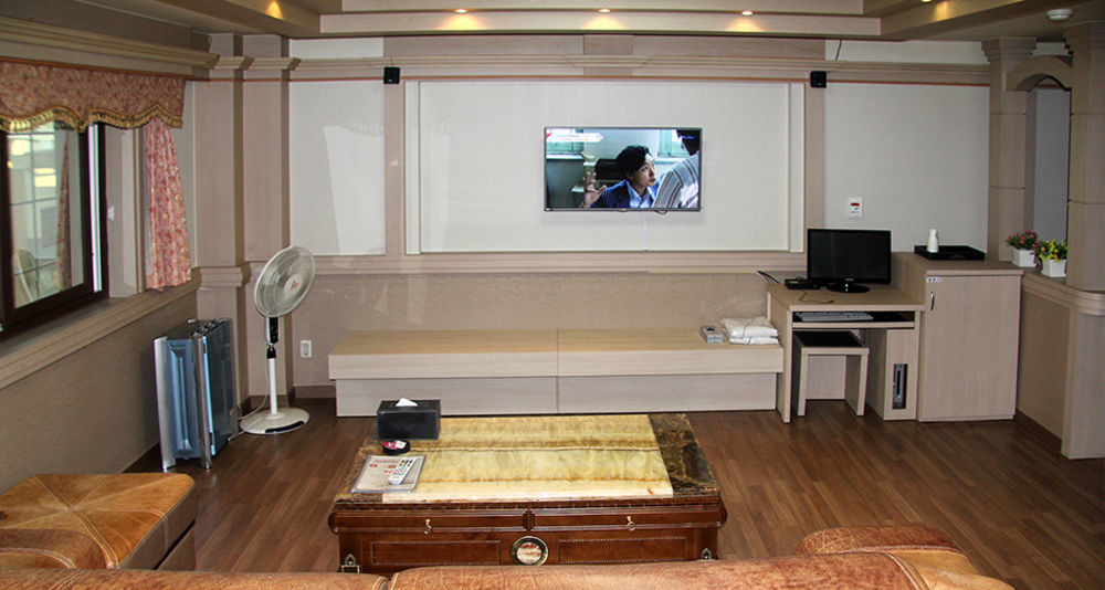 Nobless Hotel Gwangju Metropolitan City Exterior photo