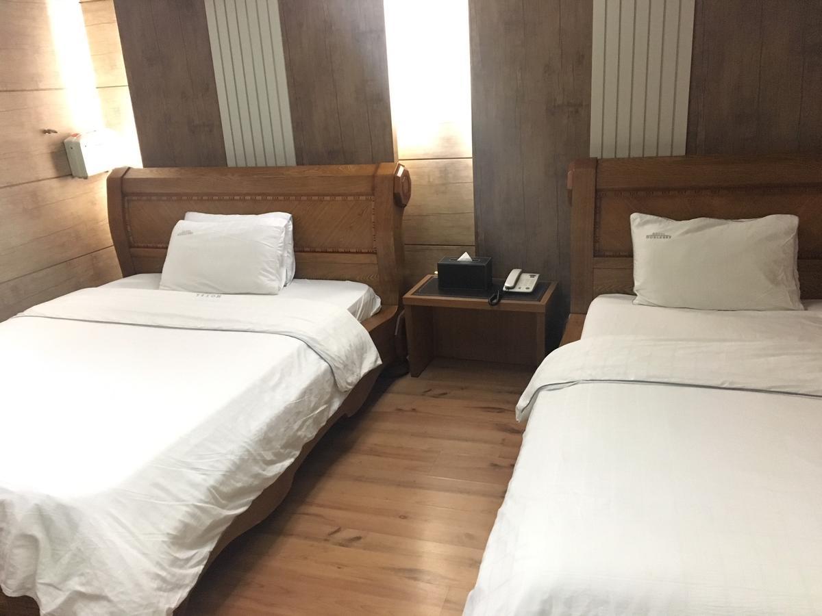Nobless Hotel Gwangju Metropolitan City Exterior photo
