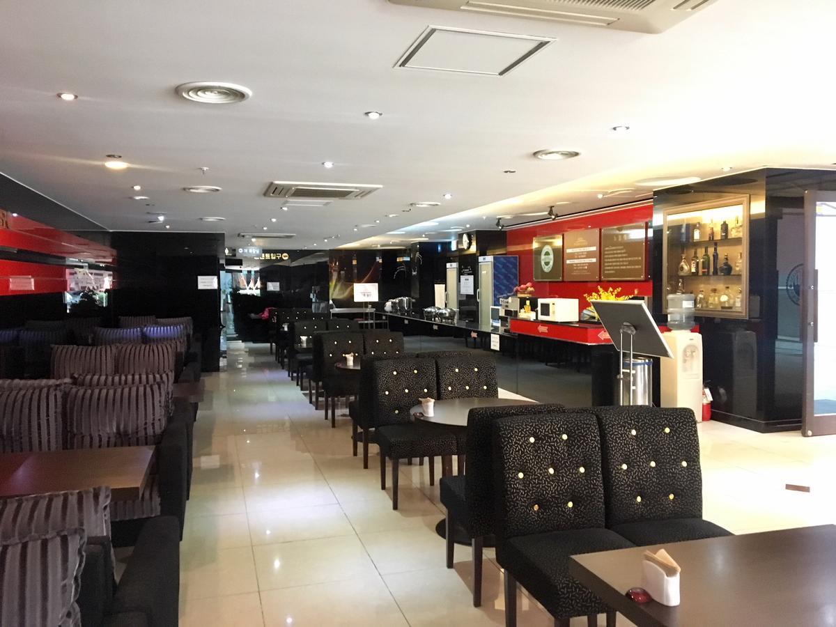 Nobless Hotel Gwangju Metropolitan City Exterior photo